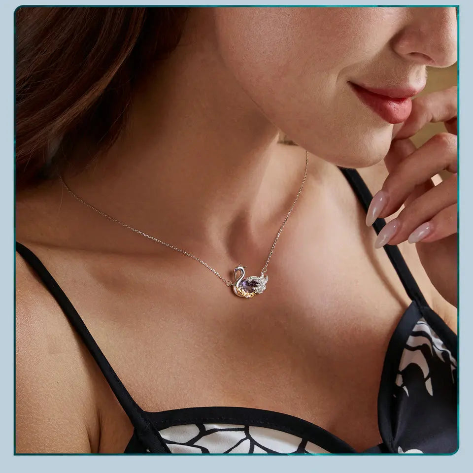 SWAN ELEGANCE NECKLACE